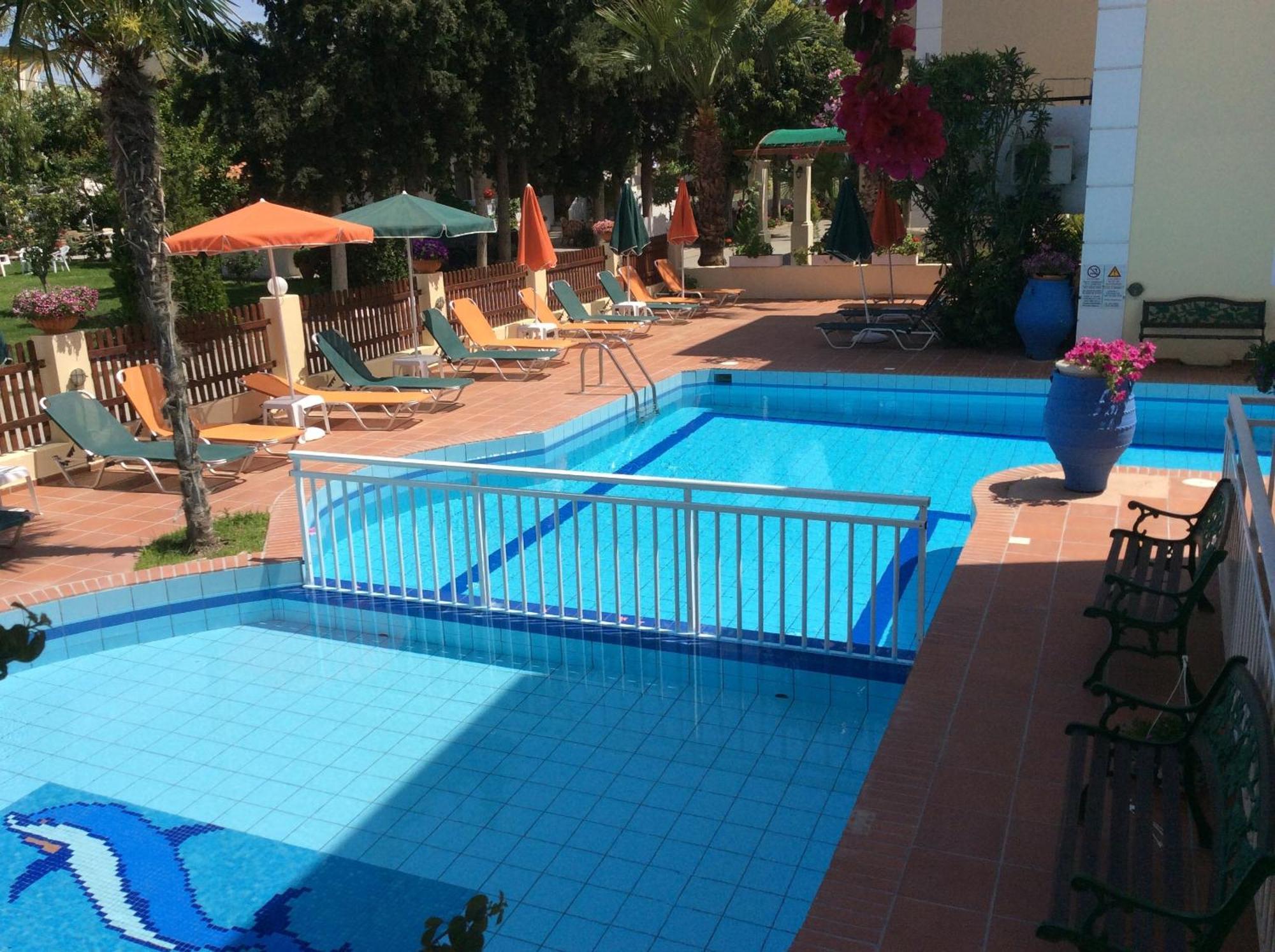 Bueno Hotel Platanes  Ngoại thất bức ảnh